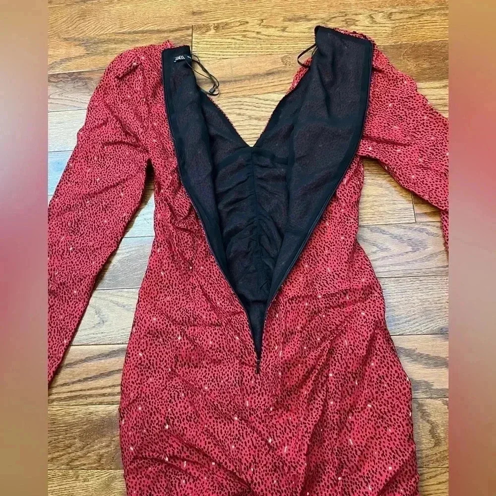 Zara Women’s Mini Dress Long Sleeve Size Large V-Neck Ruched Dress Sz S - Picture 3 of 9